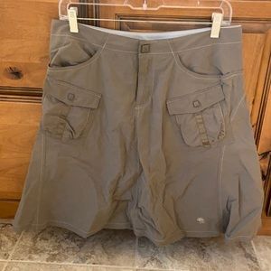Mountain Hardwear skirt